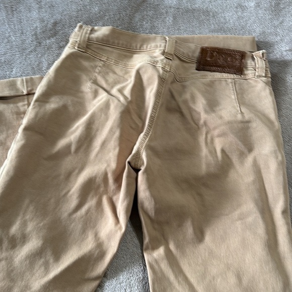 D&G Woman’s Classic Khaki Cuffed Pant - Picture 7 of 12